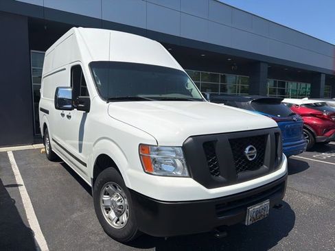 Used 2016 Nissan NV 2500 SV w/ Technology Package RWD image 6