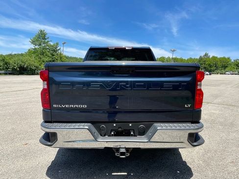 Used 2022 Chevrolet Silverado 1500 LT w/ Protection Package AWD/4WD image 4