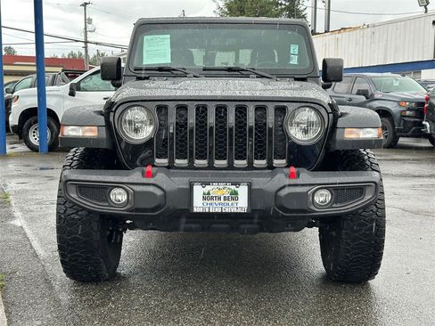 Used 2023 Jeep Gladiator Rubicon w/ Cold Weather Group image 3