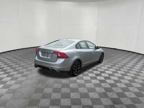 Used 2017 Volvo S60 T5 Dynamic FWD image 5