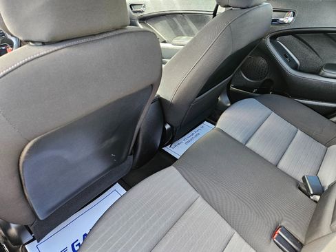 Used 2015 Kia Forte EX image 16
