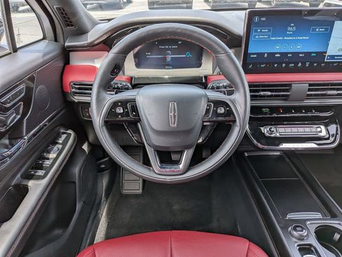 New 2025 Lincoln Corsair Grand Touring w/ Equipment Group 301A AWD/4WD image 17