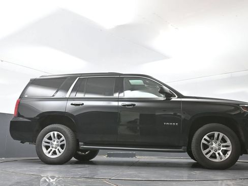 Used 2016 Chevrolet Tahoe LT w/ Luxury Package AWD/4WD image 24