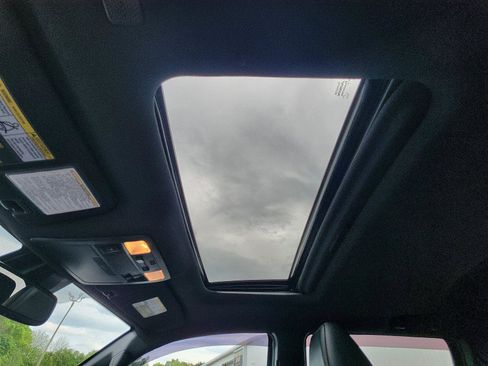 Used 2019 Toyota Tacoma TRD Sport image 21