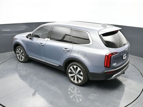 Used 2022 Kia Telluride EX w/ EX Premium Package FWD image 30