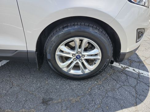 Used 2016 Ford Edge SEL w/ Equipment Group 201A AWD/4WD image 11