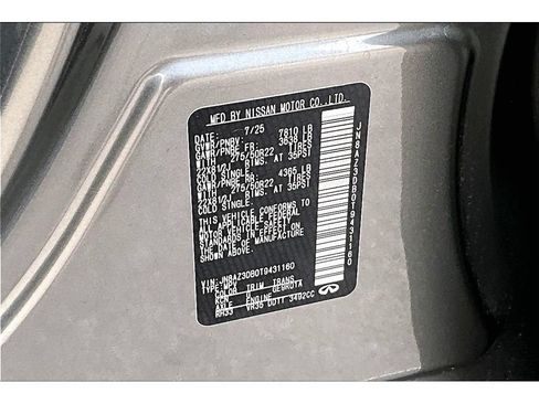Used 2026 INFINITI QX80 4WD w/ Sport Exterior Package image 31