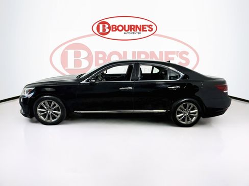 Used 2013 Lexus LS 460 AWD w/ Comfort Pkg image 9