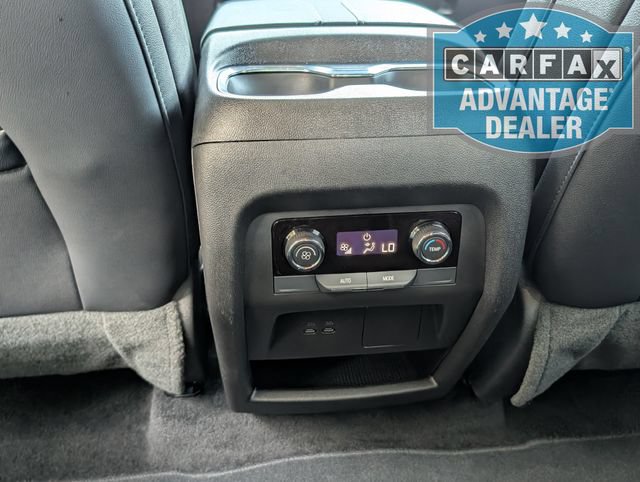 Used 2026 Chevrolet Traverse LT FWD image 21