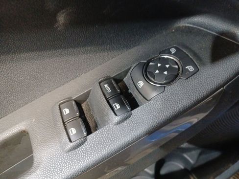 Used 2018 Ford EcoSport SE w/ SE Convenience Package image 15