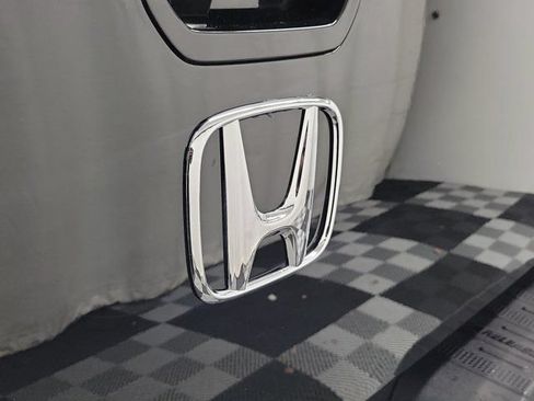 Used 2017 Honda Ridgeline Sport image 7