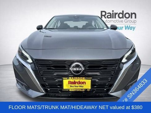 Used 2025 Nissan Altima 2.5 SV FWD image 2