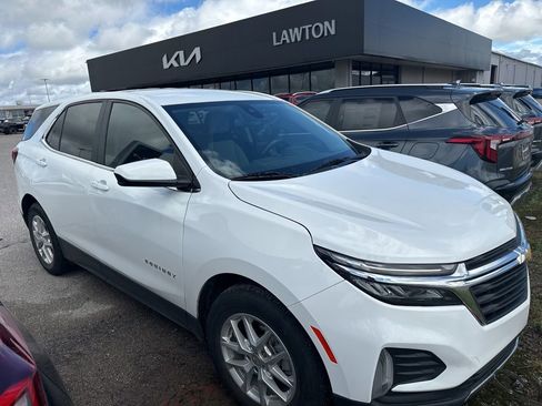 Used 2023 Chevrolet Equinox LT FWD image 6