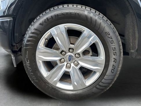Used 2018 Ford F150 Platinum w/ Equipment Group 701A Luxury AWD/4WD image 40