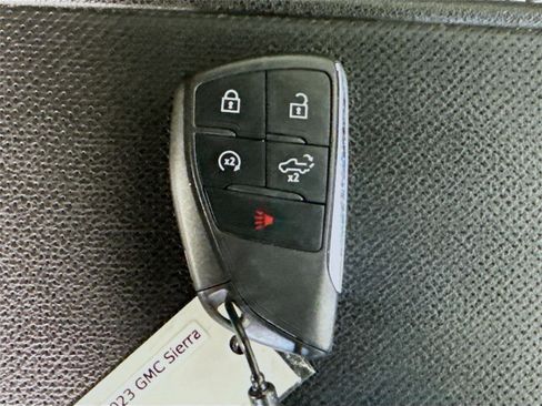 Used 2023 GMC Sierra 1500 SLT w/ SLT Premium Package image 18