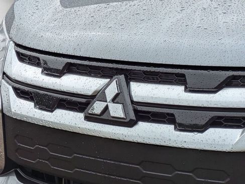 New 2025 Mitsubishi Outlander Sport SE AWD/4WD image 9