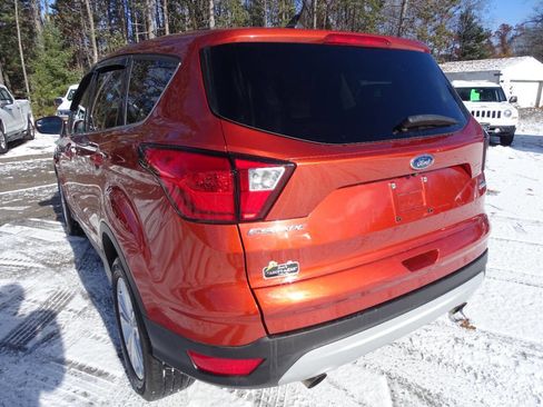 Used 2019 Ford Escape SE image 8