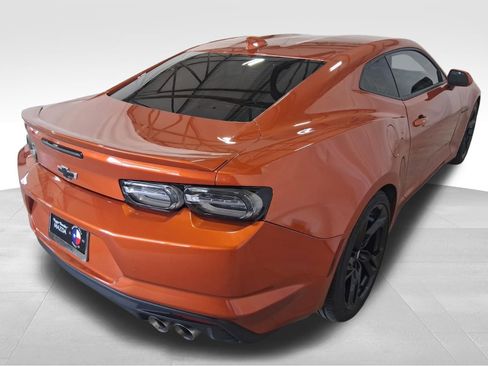 Used 2024 Chevrolet Camaro LT w/ RS Package image 5