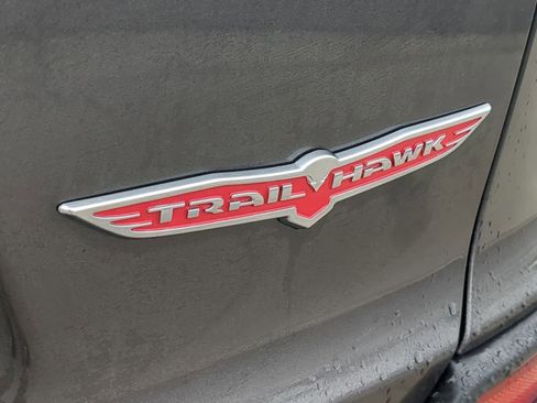 Used 2020 Jeep Cherokee Trailhawk w/ Cold Weather Group image 14