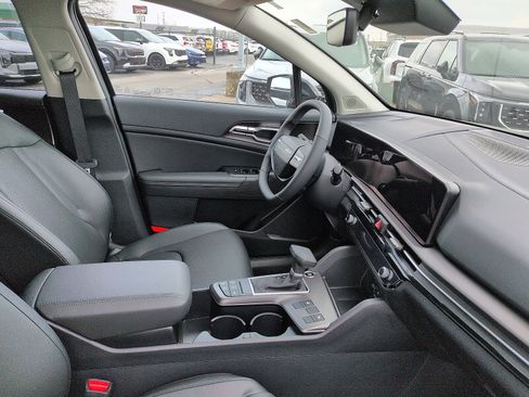 New 2026 Kia Sportage EX image 7