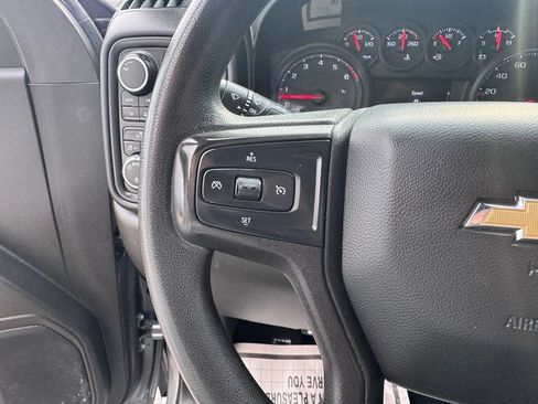 Used 2020 Chevrolet Silverado 1500 Custom w/ Custom Value Package AWD/4WD image 12