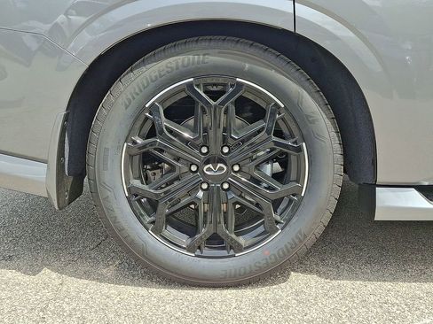 New 2026 INFINITI QX80 4WD w/ Sport Exterior Package image 5