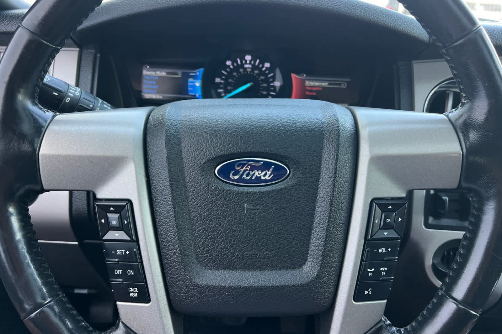 Used 2017 Ford Expedition Limited RWD image 31