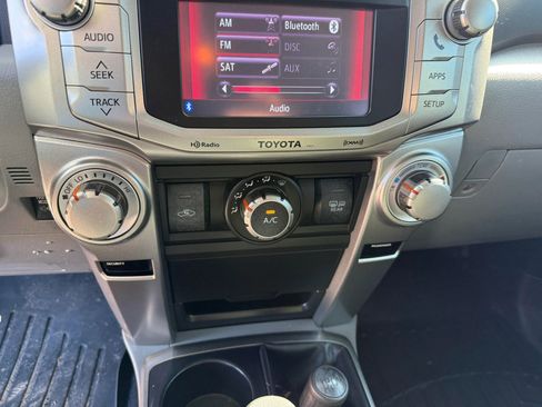 Used 2012 Toyota 4Runner SR5 AWD/4WD image 19