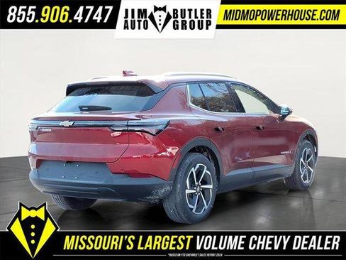 New 2026 Chevrolet Equinox EV LT image 8