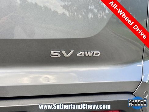 Used 2024 Nissan Pathfinder SV image 12