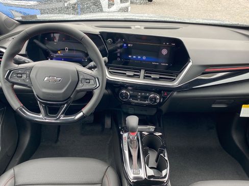 New 2026 Chevrolet Trax RS FWD image 14