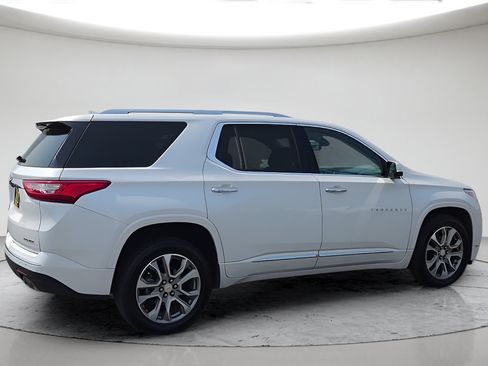 Used 2020 Chevrolet Traverse Premier AWD/4WD image 6