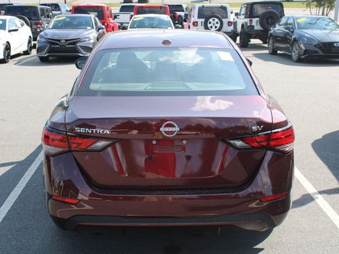 Used 2024 Nissan Sentra SV FWD image 7