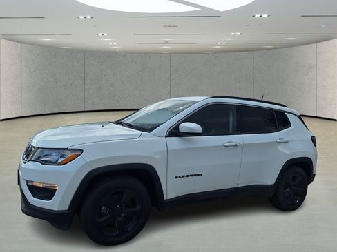Used 2020 Jeep Compass Latitude w/ Cold Weather Group image 1