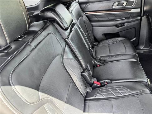 Used 2016 Ford Explorer Platinum AWD/4WD image 20