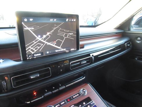 Used 2022 Lincoln Aviator Reserve w/ Equipment Group 201A image 39