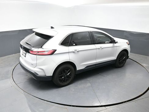 Used 2023 Ford Edge SEL AWD/4WD image 37