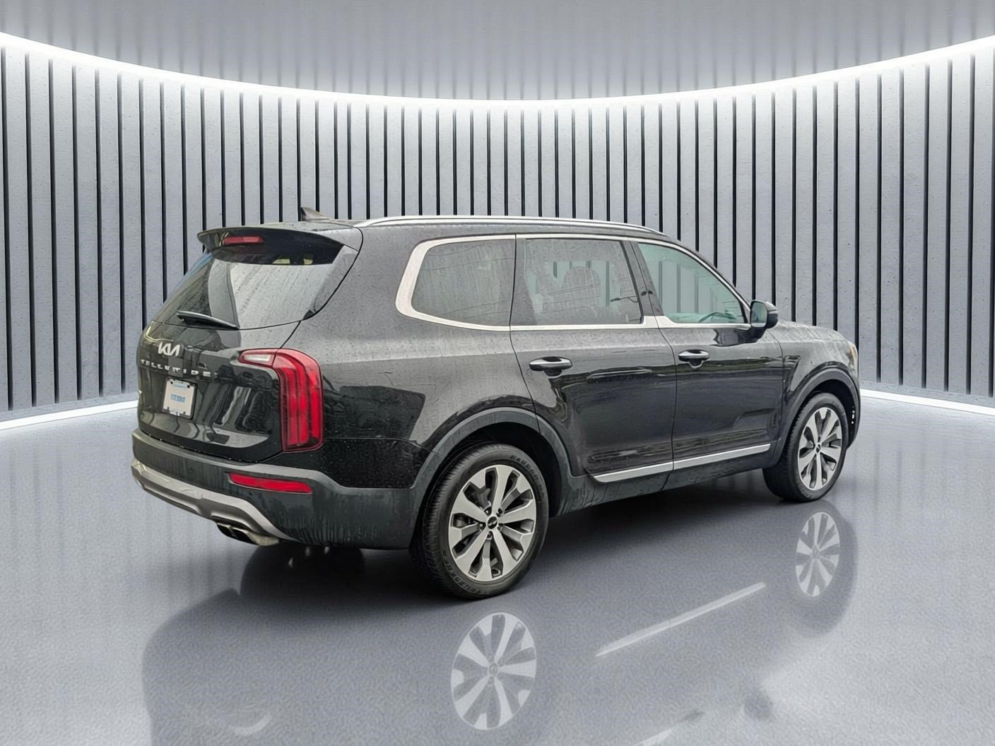 Used 2022 Kia Telluride S AWD/4WD image 5