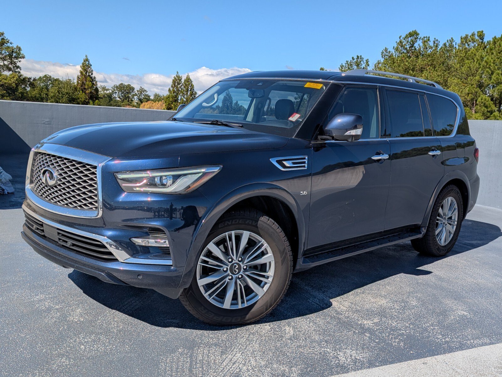Used 2019 INFINITI QX80 Luxe w/ Proassist Package AWD/4WD image 1