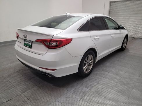 Used 2016 Hyundai Sonata SE FWD image 9