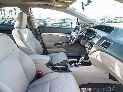 Used 2014 Honda Civic EX image 16