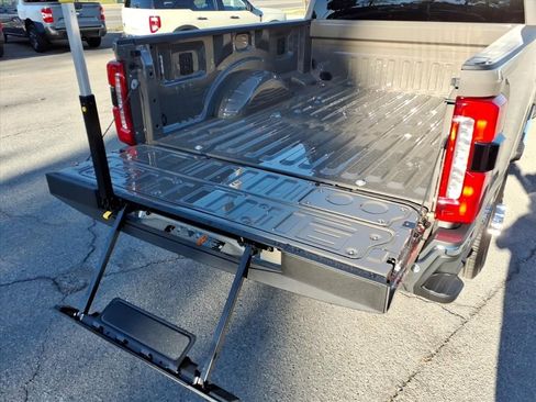 New 2026 Ford F250 XLT w/ 360-Degree Camera Package image 6