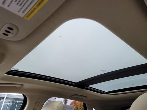 Used 2018 Ford Edge SEL w/ Equipment Group 201A image 19