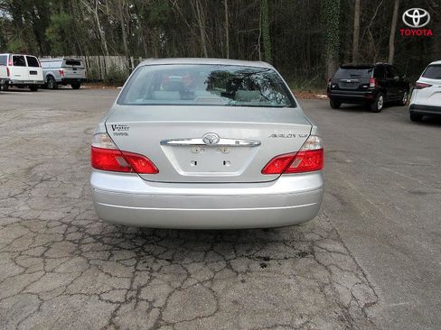 Used 2003 Toyota Avalon XL image 4