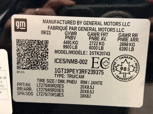 Used 2024 GMC Sierra 2500 AT4 w/ AT4 Premium Plus Package image 34