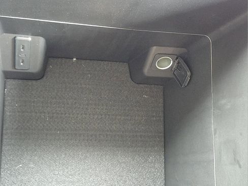 New 2025 Ford Expedition Active image 21