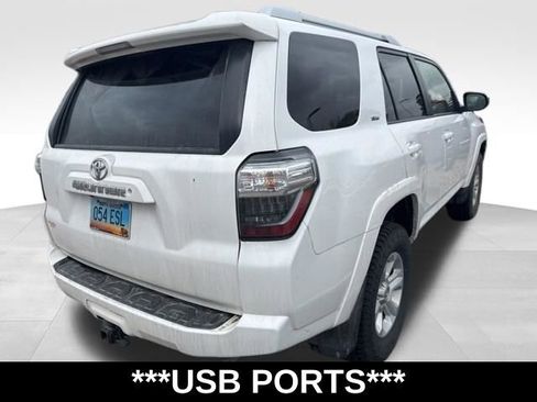 Used 2016 Toyota 4Runner SR5 w/ Four Season Floor Mat Package AWD/4WD image 5