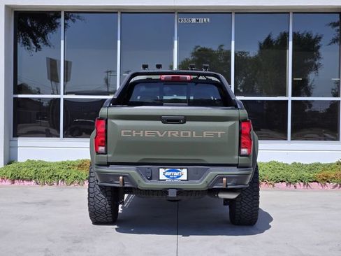 Used 2024 Chevrolet Colorado ZR2 w/ ZR2 Bison Edition AWD/4WD image 7