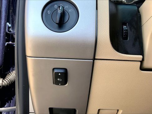 Used 2013 Ford Expedition XLT RWD image 33