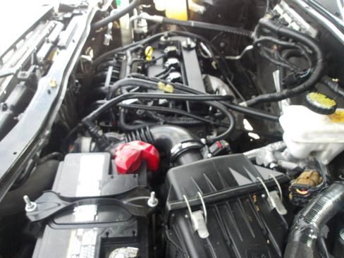 Used 2011 Ford Escape XLS w/ 102A Rapid Spec Order Code image 27